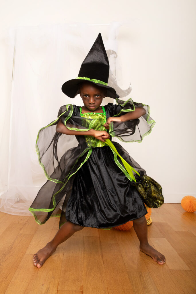 Costume de sorcière enfant fille pour Halloween